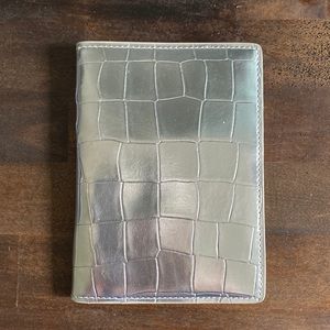 NWOT Nordstrom Passport Case - Metallic